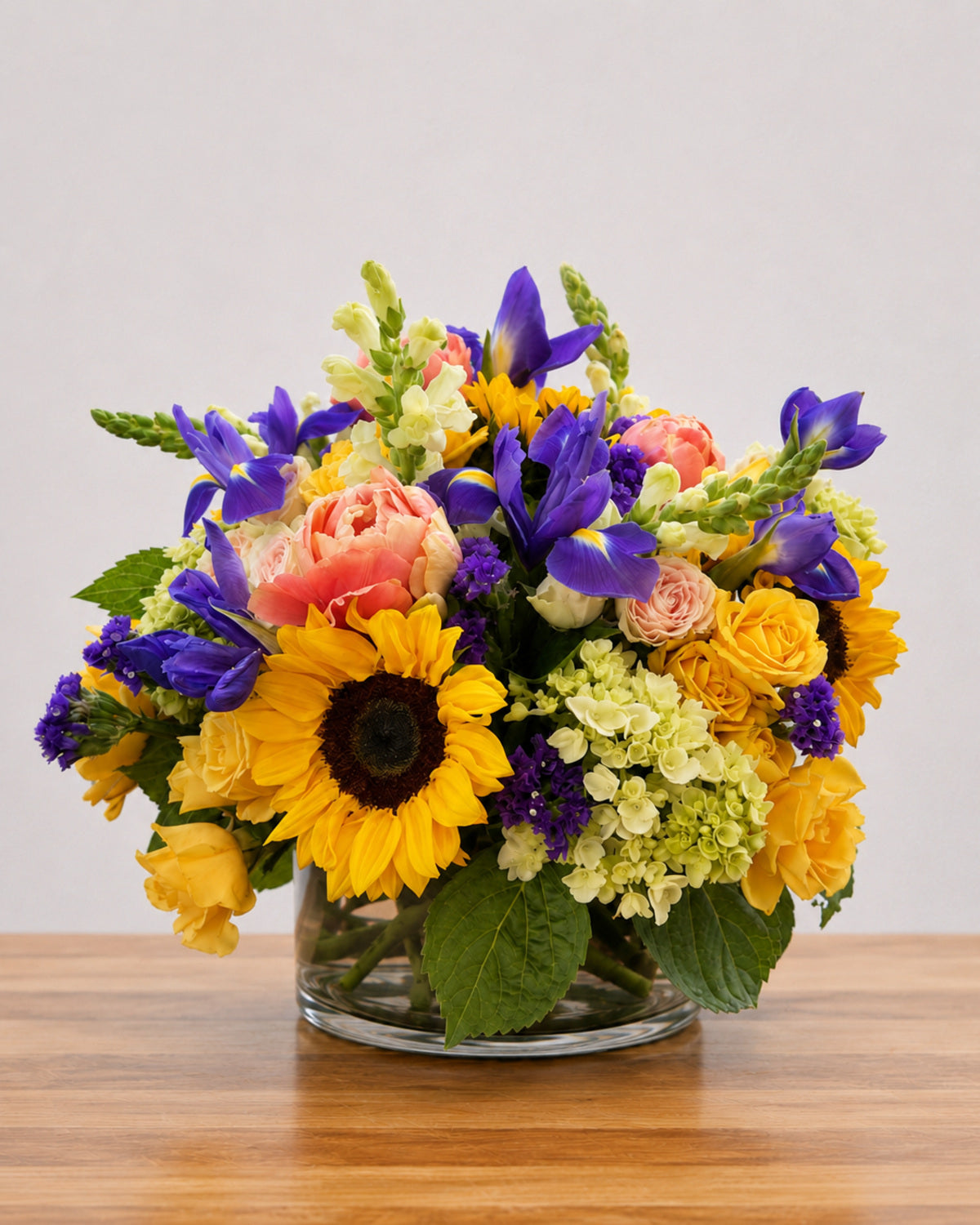 Sunlit Iris floral arrangement by Pardes Floral